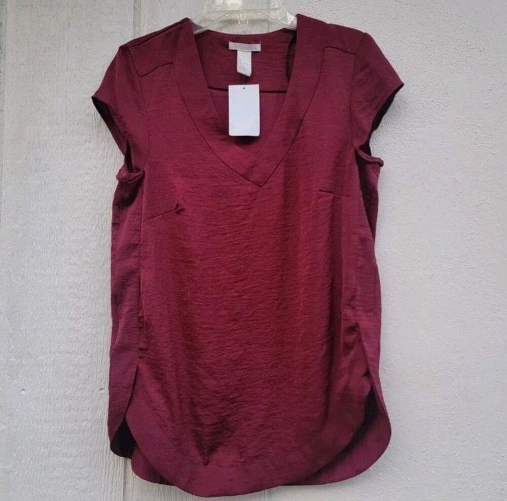 new H & M satin vneck top short sleeve top wmns sz4